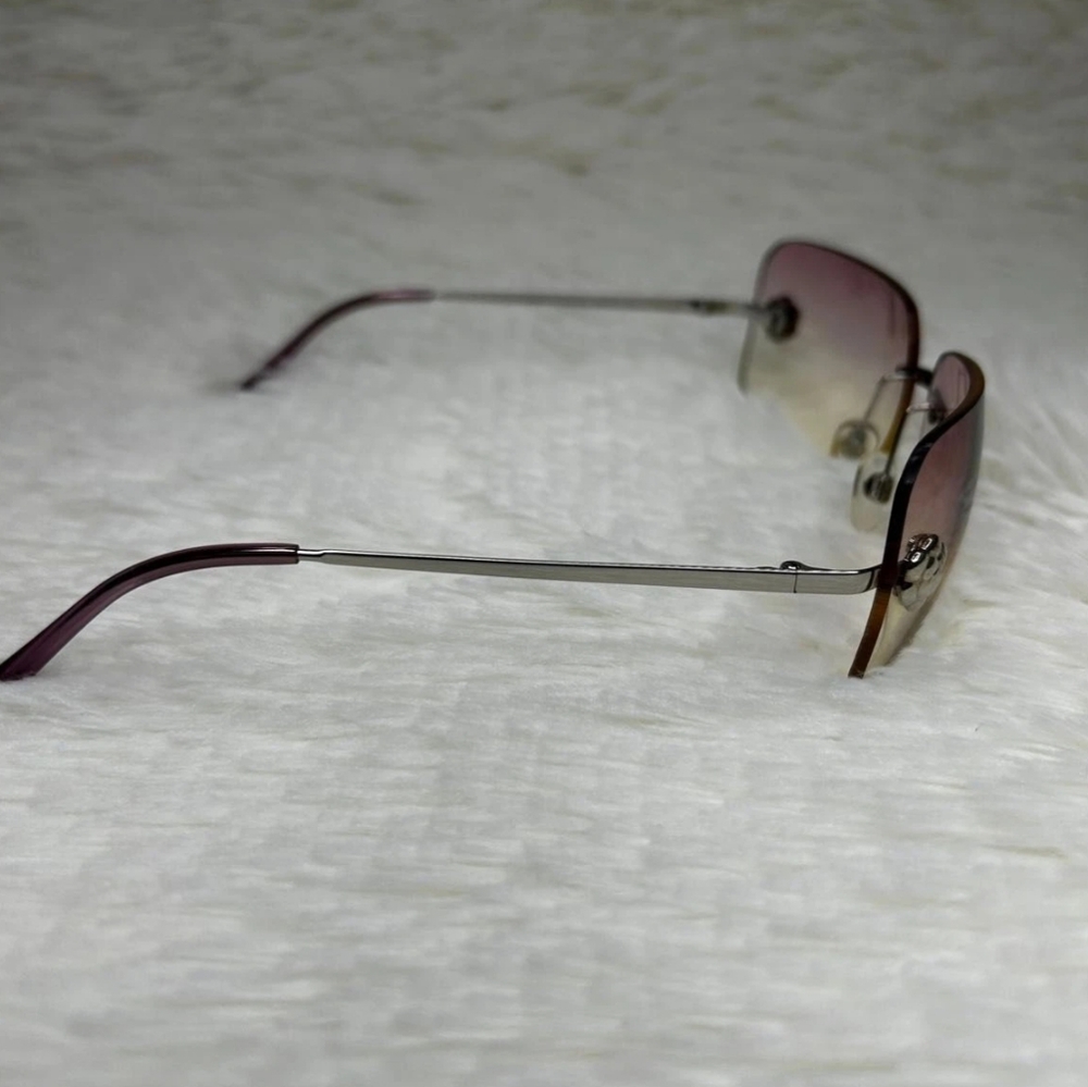 Chanel Gradient Camellia Rimless Sunglasses With COA - Picture 4 of 11